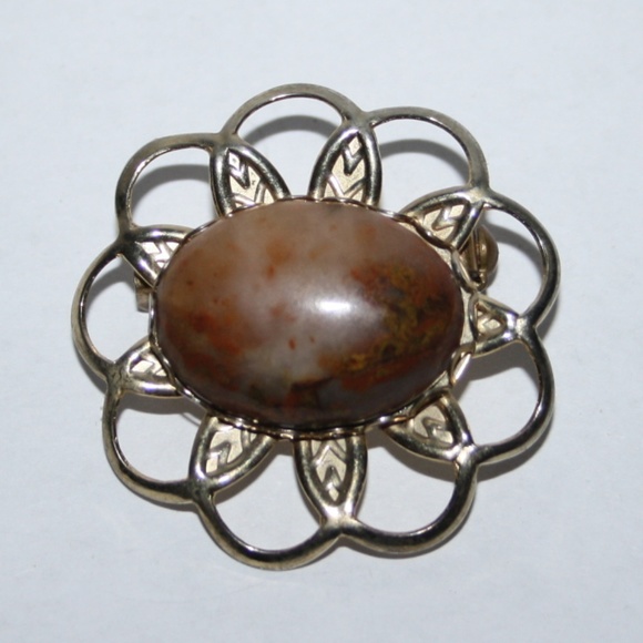 Vintage Jewelry - Vintage gold and natural stone brooch